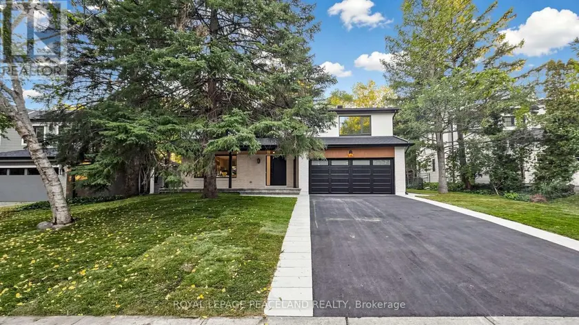 Detached at 292 STILL'S LANE, Oakville