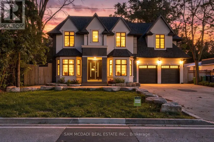 Detached at 1897 BALSAM AVENUE, Mississauga
