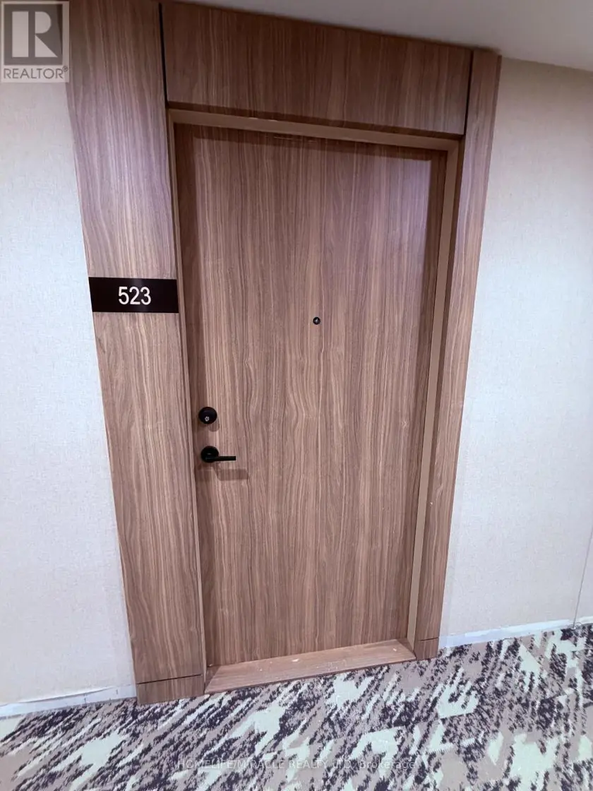 Apartment at 523 - 1381 LAKESHORE ROAD E, Mississauga