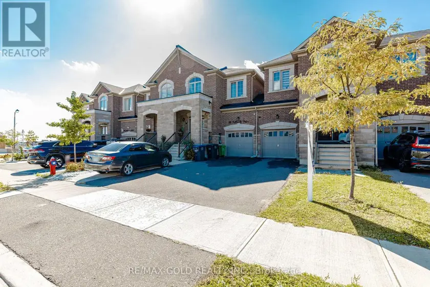 Townhouse at 84 PALLESCHI DRIVE, Brampton