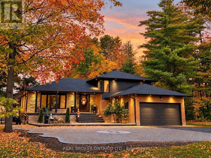 Detached at 11843 SIXTH LINE, Halton Hills