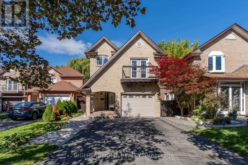 Detached at 36 BURTON ROAD W, Brampton