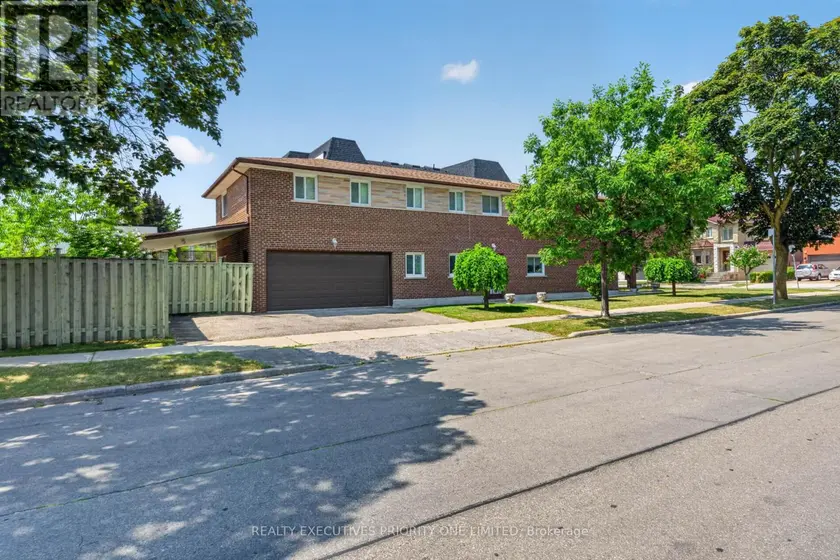 Detached at 355 GLEN PARK AVENUE, Toronto