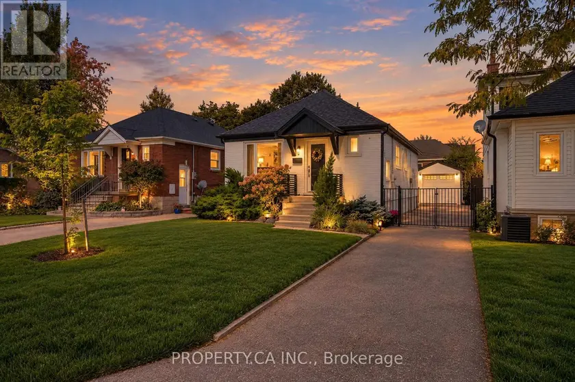 Detached at 44 DANIELS STREET, Toronto