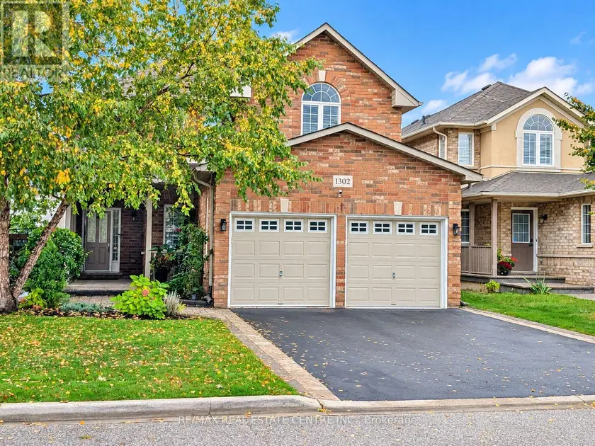 Detached at 1302 RENFIELD DRIVE, Burlington