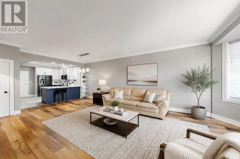 Apartment at 206 - 3531 LAKE SHORE BOULEVARD W, Toronto