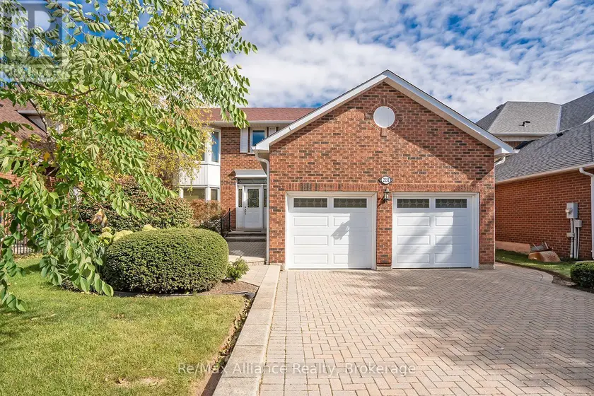 Detached at 2151 PINEVIEW DRIVE, Oakville