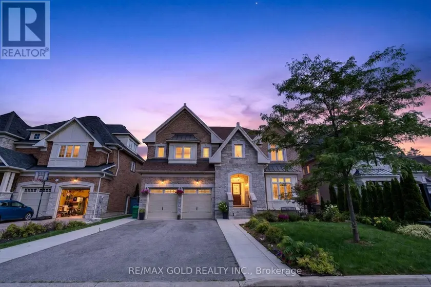 Detached at 6 AYRSHIRE COURT, Brampton