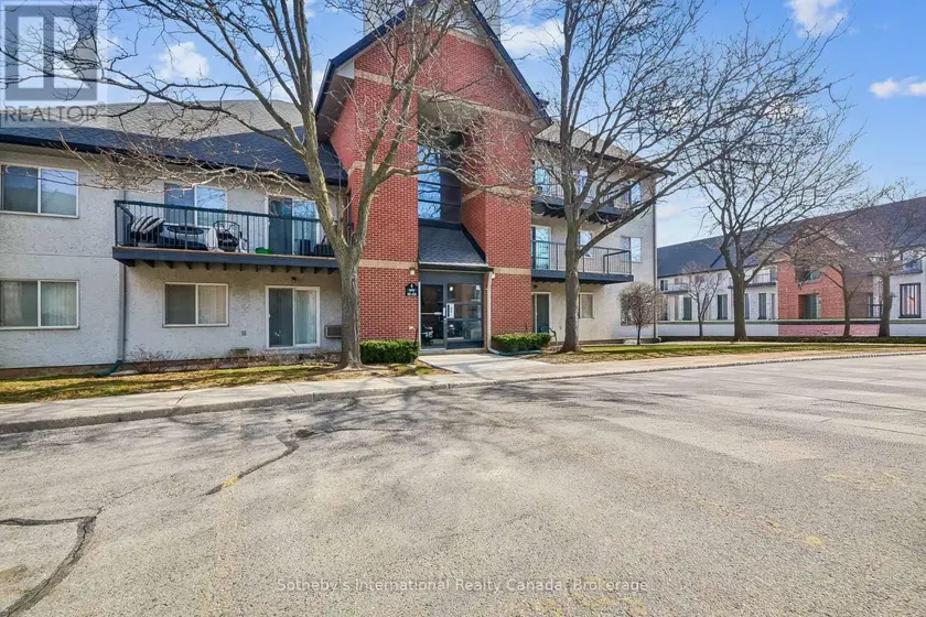 Apartment at 434 - 1450 GLEN ABBEY GATE, Oakville