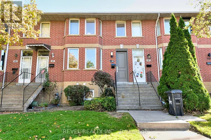 Townhouse at 399 PERTH AVENUE, Toronto
