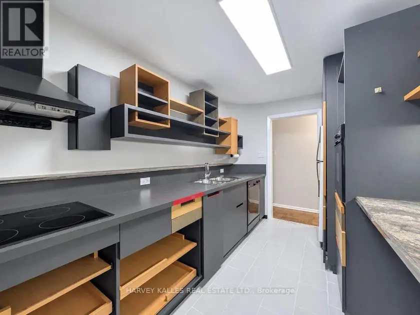 Multiplex at 1B - 65 OLD MILL ROAD, Toronto