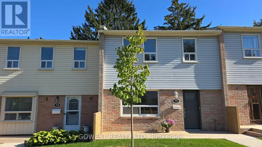 Townhouse at 75 - 1055 SHAWNMARR ROAD, Mississauga