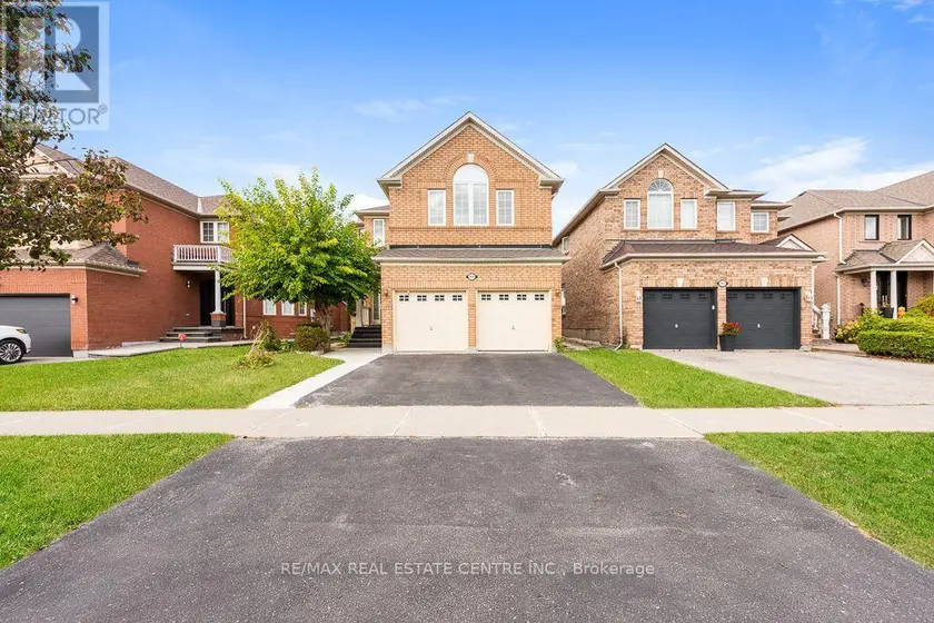 Detached at 3696 WATERFALL CRESCENT, Mississauga