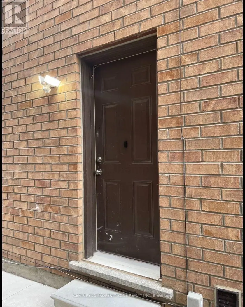 Semi-Detached/Link at 39 HASHMI PLACE, Brampton