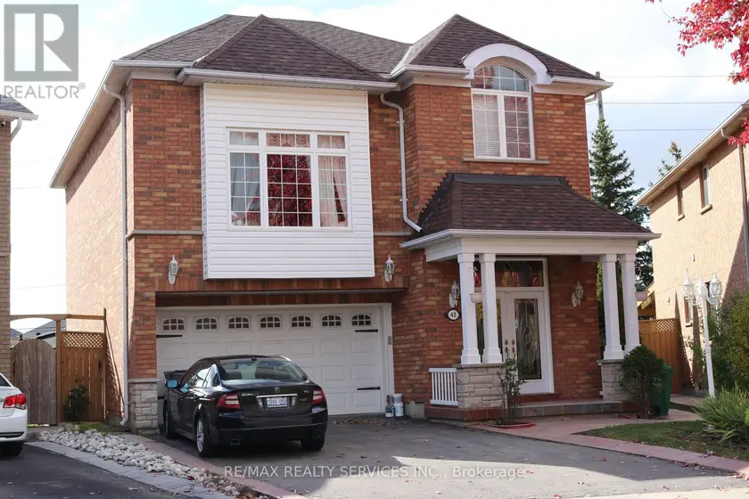 Detached at 42 BRAMBIRCH CRESCENT, Brampton