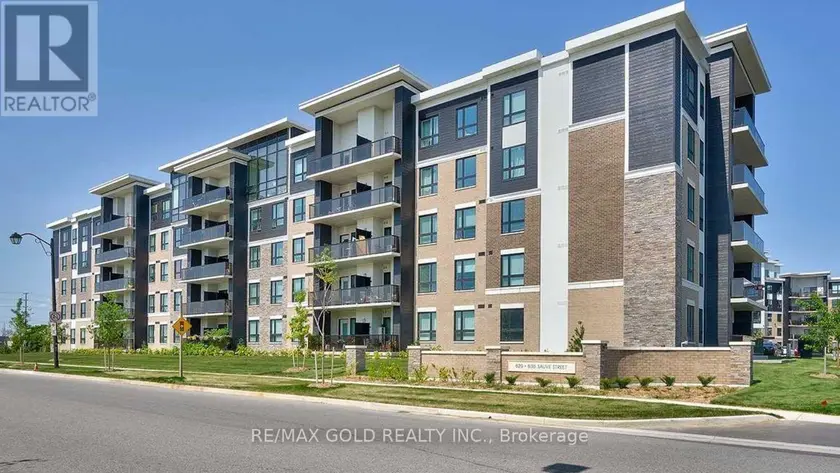 Apartment at 406 - 620 SAUVE STREET, Milton