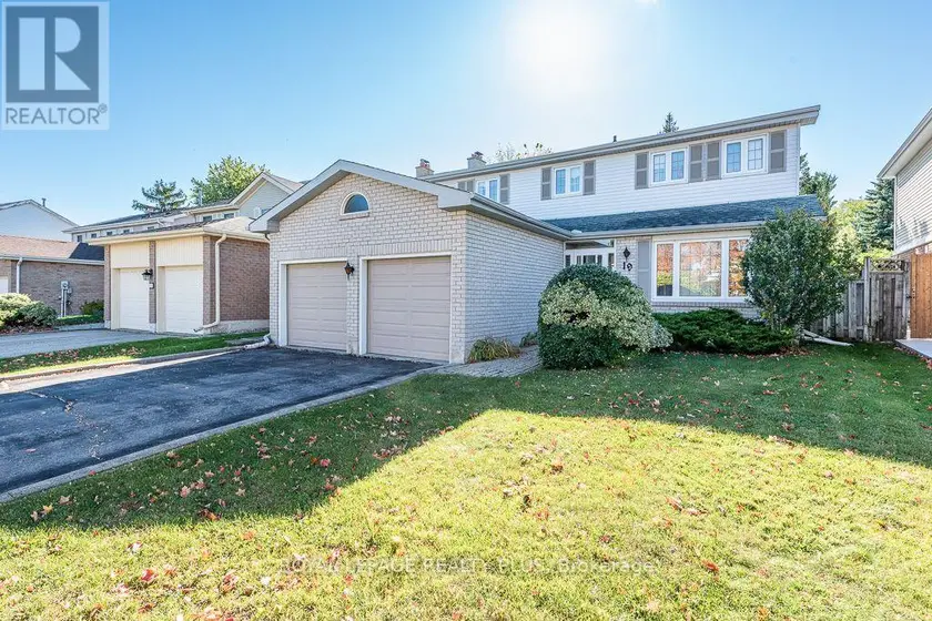 Detached at 19 MACDOUGALL DRIVE, Brampton