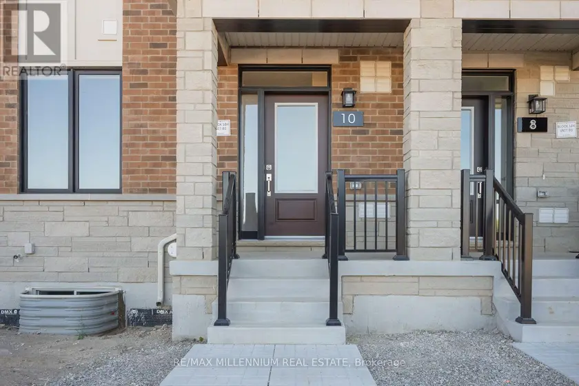 Townhouse at MAIN - 10 THORNBIRD CRESCENT, Brampton