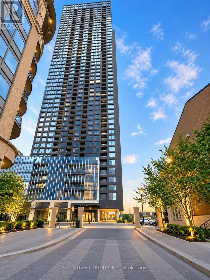 Apartment at 2206 - 395 SQUARE ONE DRIVE, Mississauga