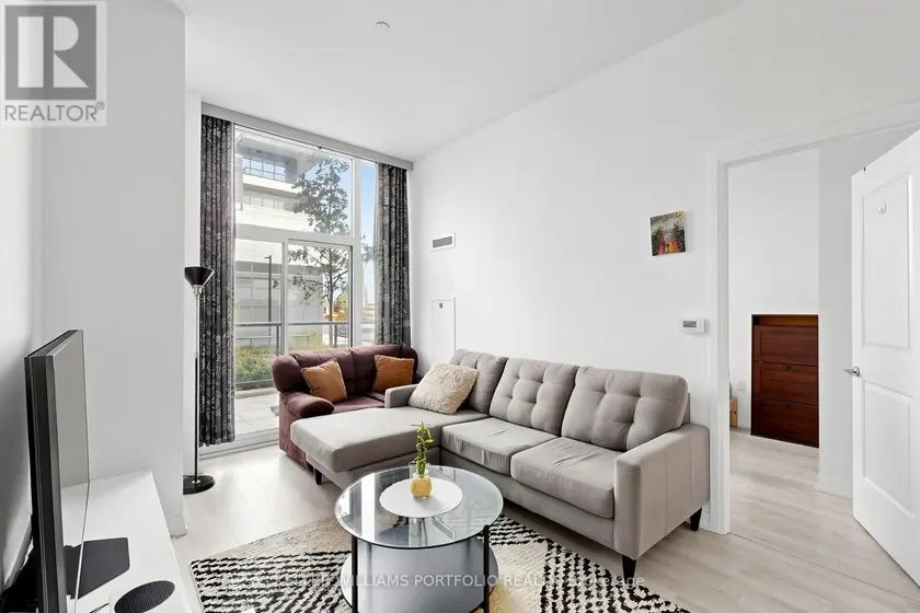 Apartment at 112 - 35 WATERGARDEN DRIVE, Mississauga