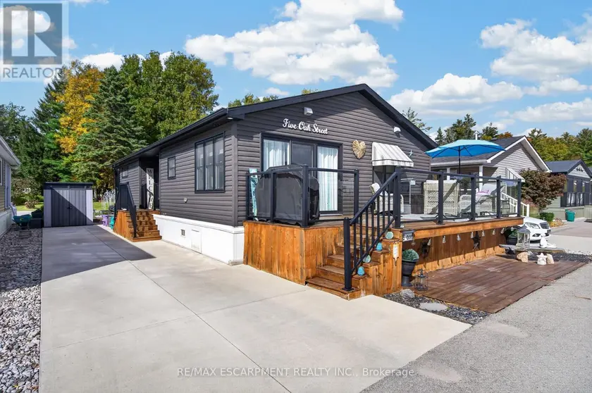 Detached at 5 OAK STREET - 4449 MILBUROUGH LINE, Burlington