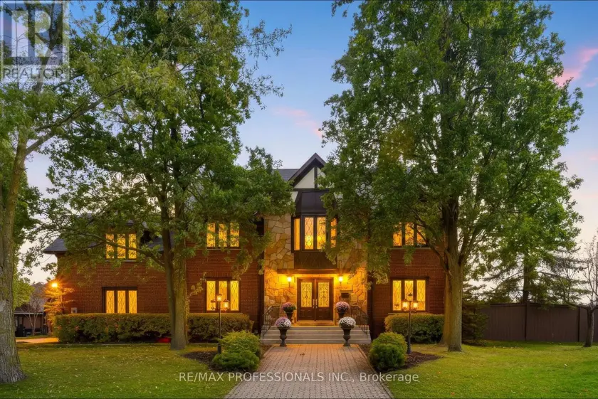 Detached at 3979 RIVER MILL WAY, Mississauga