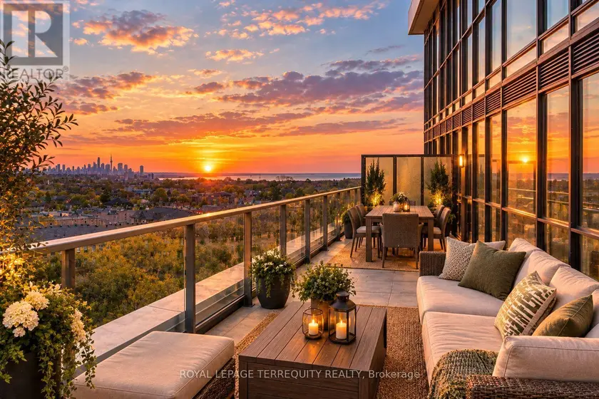 Apartment at 702 - 1063 DOUGLAS MCCURDY COMMON, Mississauga