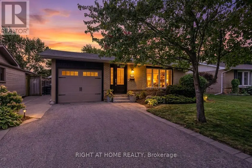 Detached at 1432 DEWBOURNE CRESCENT, Burlington