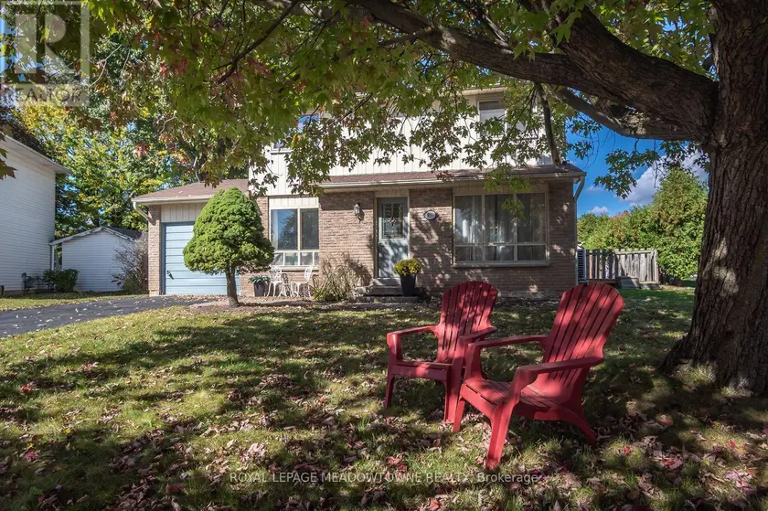 Detached at 855 GOVERNORS COURT, Milton