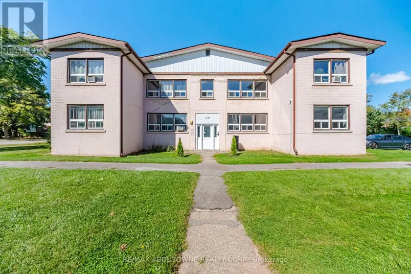 Other at 1 - 1047 CHURCHILL AVENUE E, Oakville