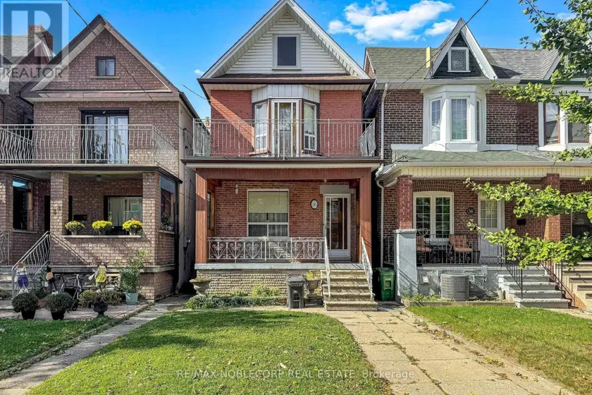 Detached at 36 EARLSCOURT AVENUE, Toronto