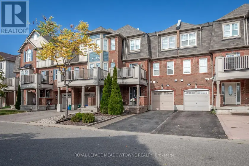 Townhouse at 219 SEPTIMUS HEIGHTS, Milton