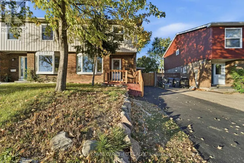 Semi-Detached/Link at 134 HANSEN ROAD N, Brampton