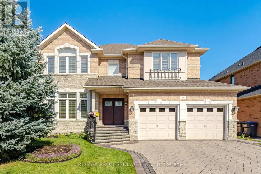 Detached at 13 DOKKUM CRESCENT, Brampton