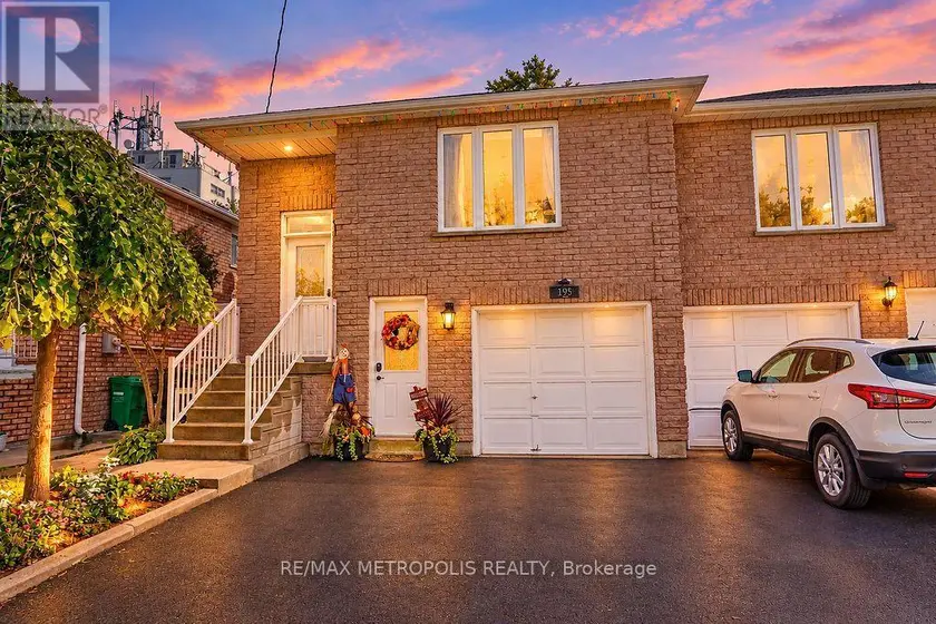Semi-Detached/Link at MAIN - 195 VODDEN STREET E, Brampton
