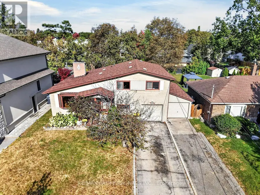 Detached at 2467 EDENHURST DRIVE, Mississauga