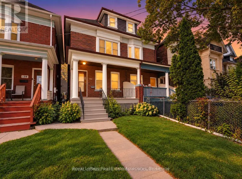 Semi-Detached/Link at 132 CLOSE AVENUE, Toronto