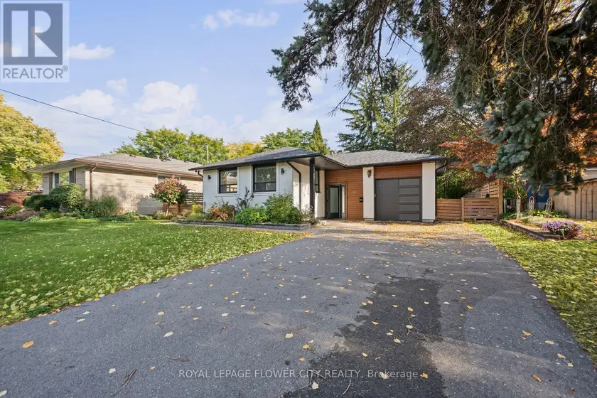 Detached at 1812 CHRISTOPHER ROAD, Mississauga