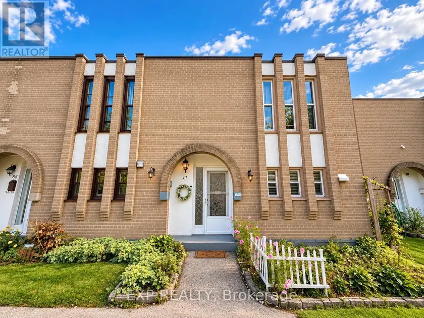 Townhouse at 87 - 19 LONDON GREEN COURT, Toronto