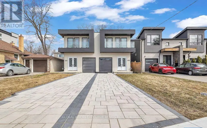 Semi-Detached/Link at 25A PINE AVENUE N, Mississauga