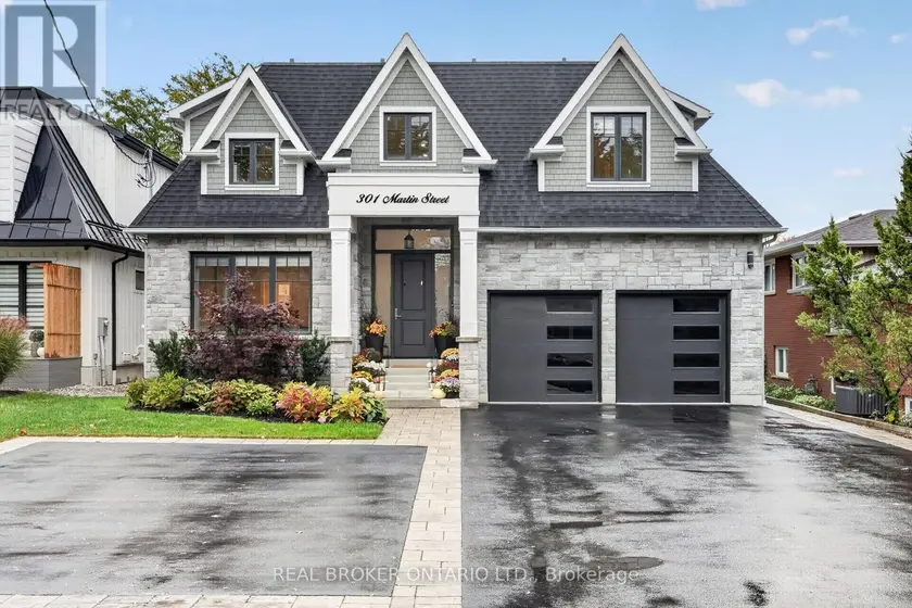 Detached at 301 MARTIN STREET, Milton