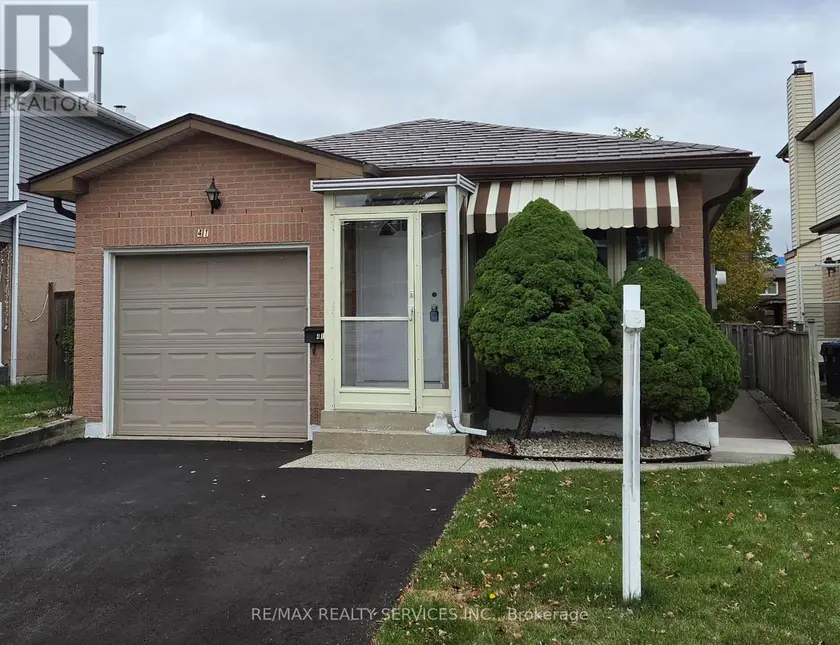 Detached at 41 GREENLEAF CRESCENT, Brampton