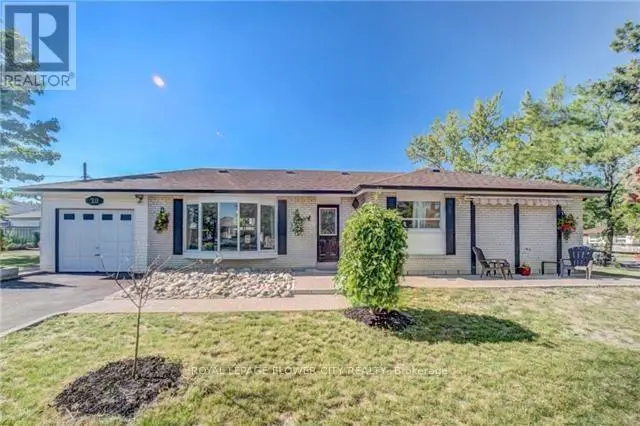 Detached at 20 DORWARD DRIVE, Toronto