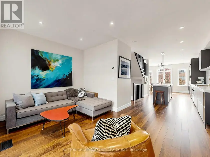 Townhouse at 42 BELL MANOR DRIVE, Toronto
