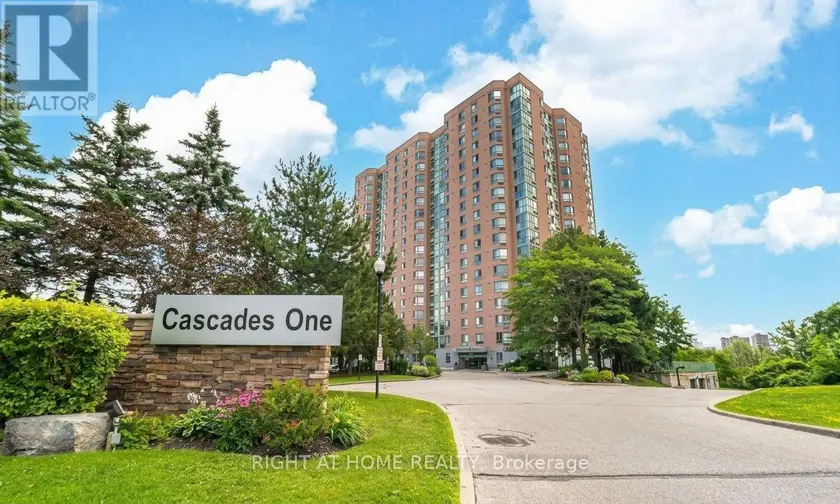 Apartment at 706 - 61 MARKBROOK LANE, Toronto