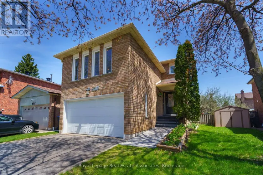 Detached at 6763 DOLMAGE COURT, Mississauga