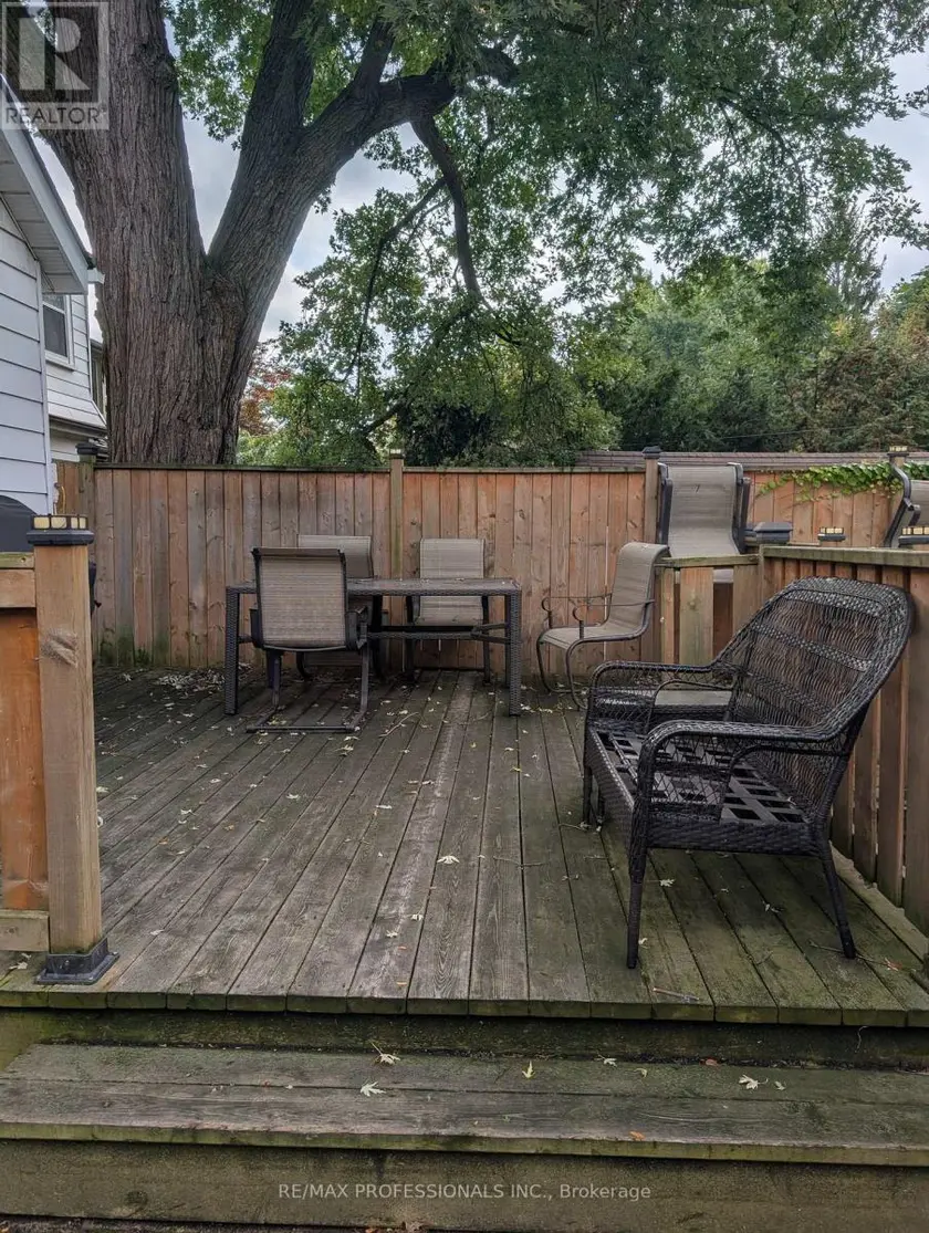 Detached at BSMT - 38 WHEATFIELD ROAD, Toronto
