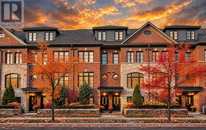 Townhouse at 30 CORMIER HEIGHTS, Toronto