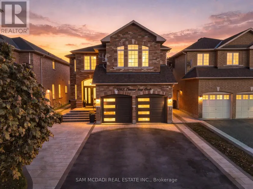 Detached at 3263 CRIMSON KING CIRCLE, Mississauga