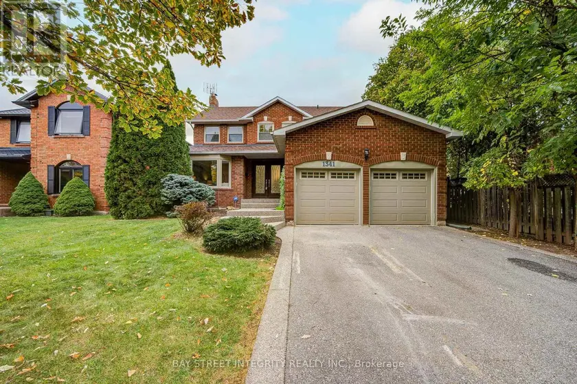 Detached at 1341 OLD ENGLISH LANE, Oakville